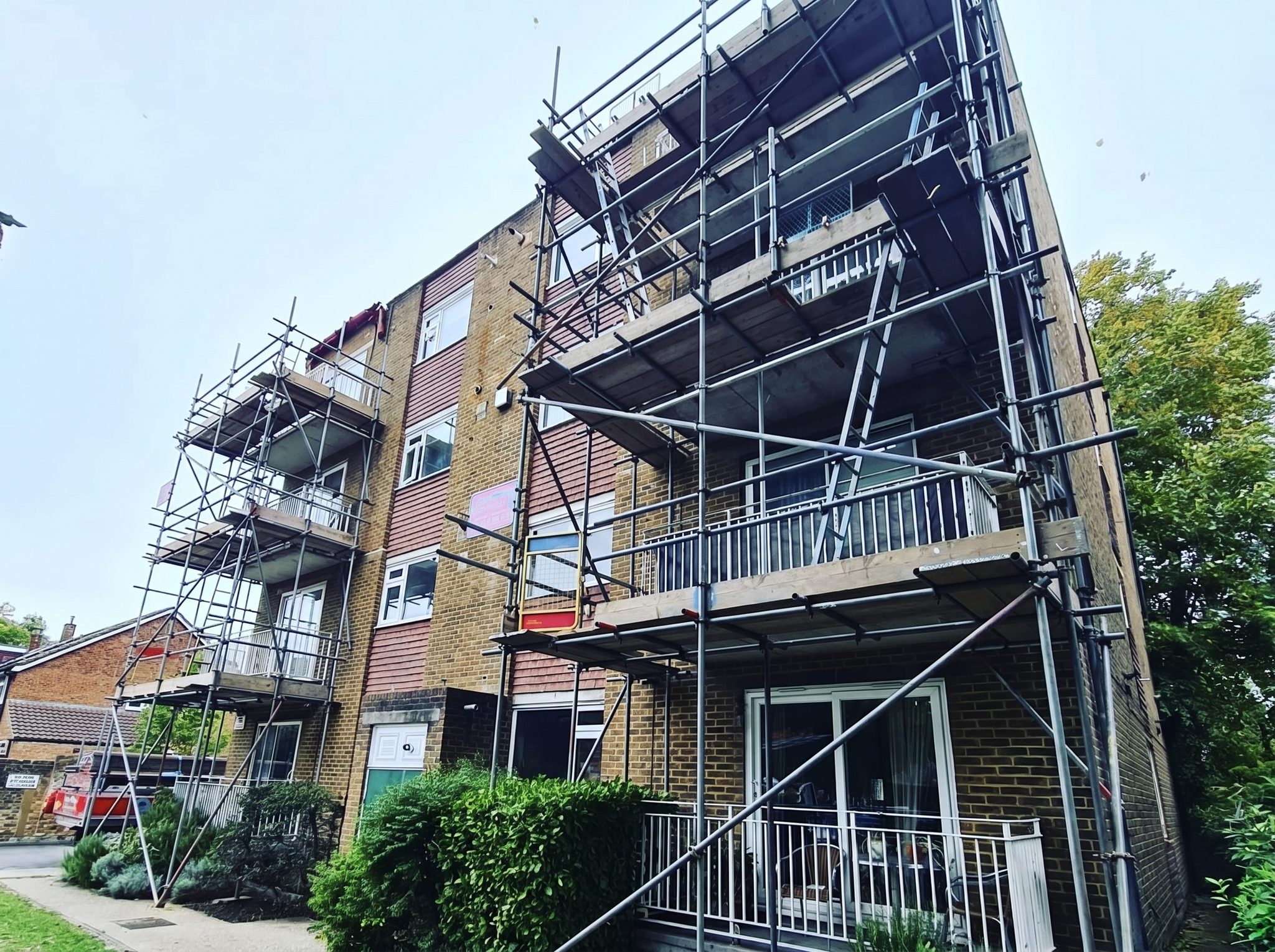 Access tower scaffolding, Surrey