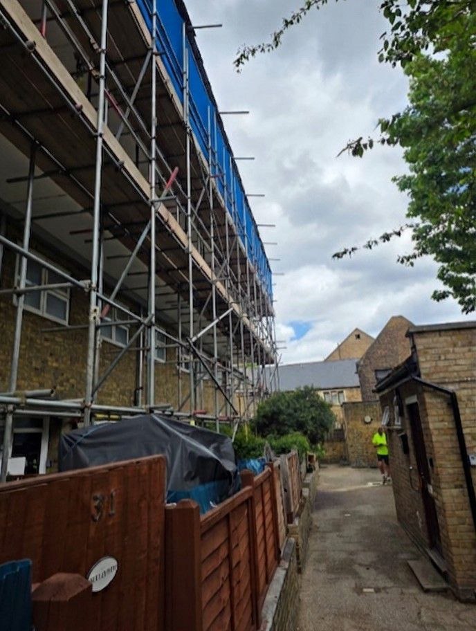 Commercial block refurbishment rear elevation scaffolding London