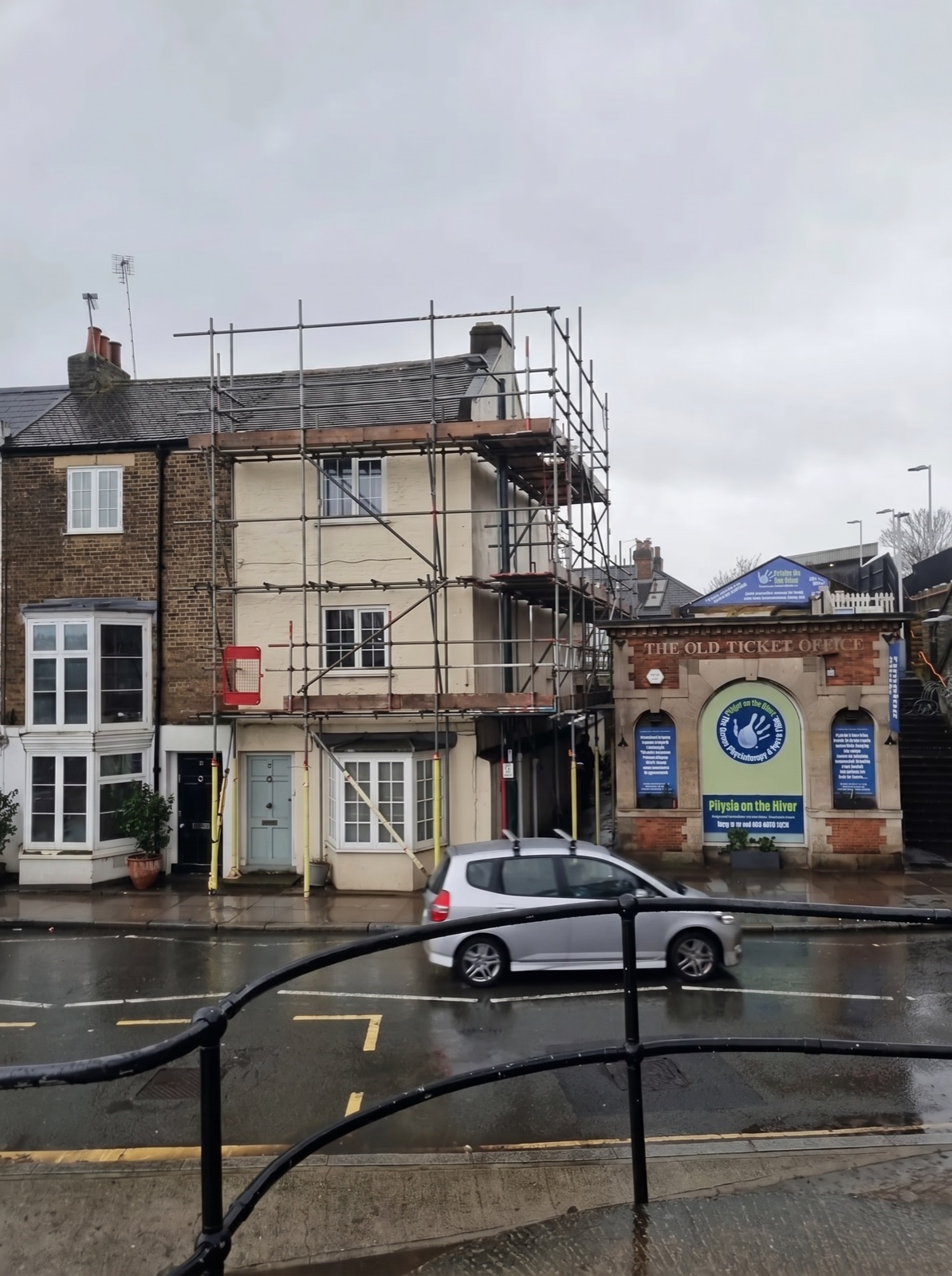 Roofing scaffolding for rendering project, Leatherhead